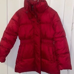 Gap Red Puffer Jacket small EUC With detachable HOOD